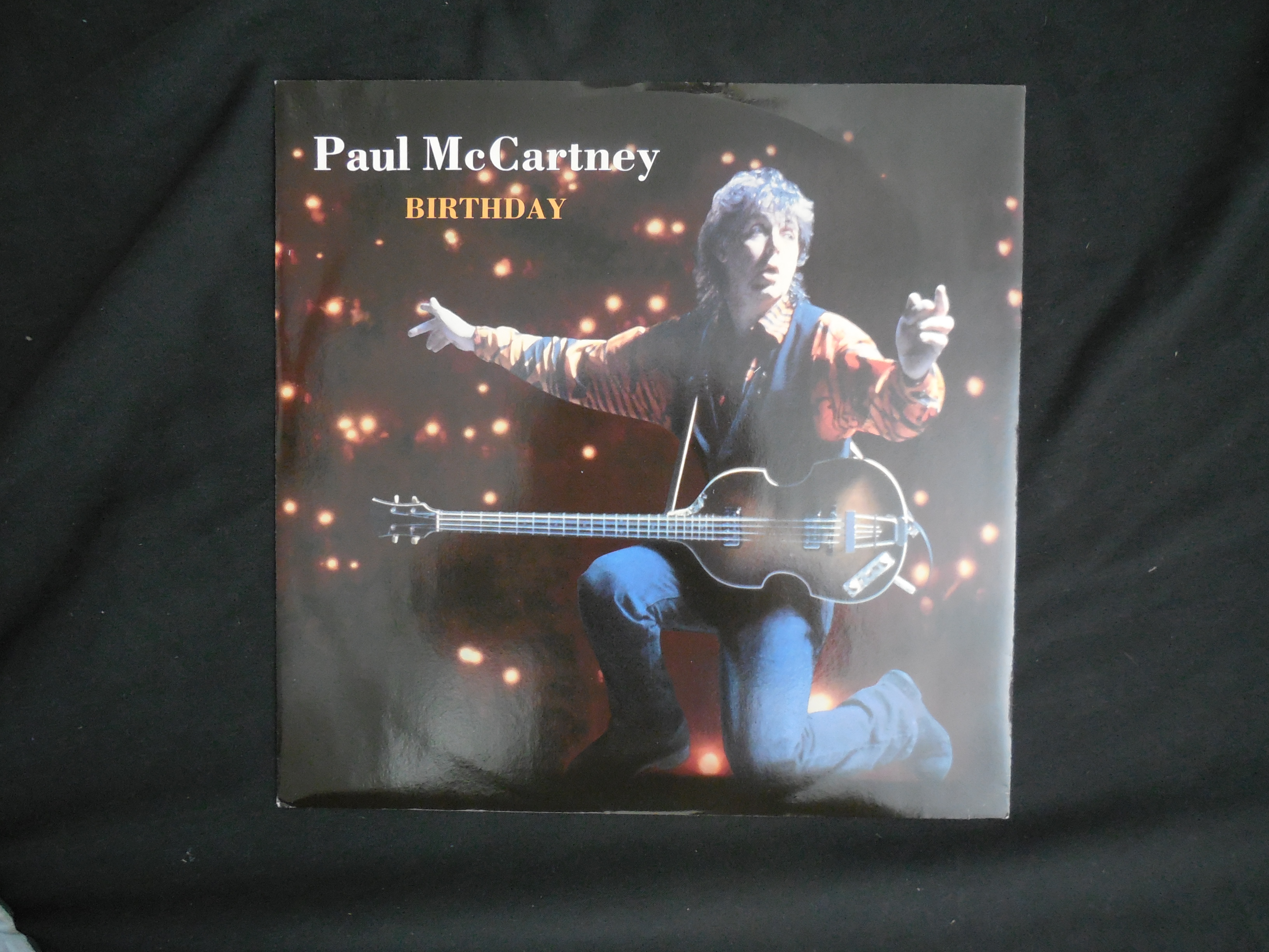 Paul McCartney-Birthday – Very English And Rolling Stone